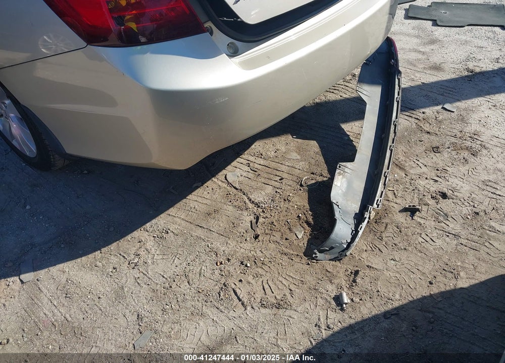 2013 HONDA ACCORD VIN: 1HGCR2F88DA237932