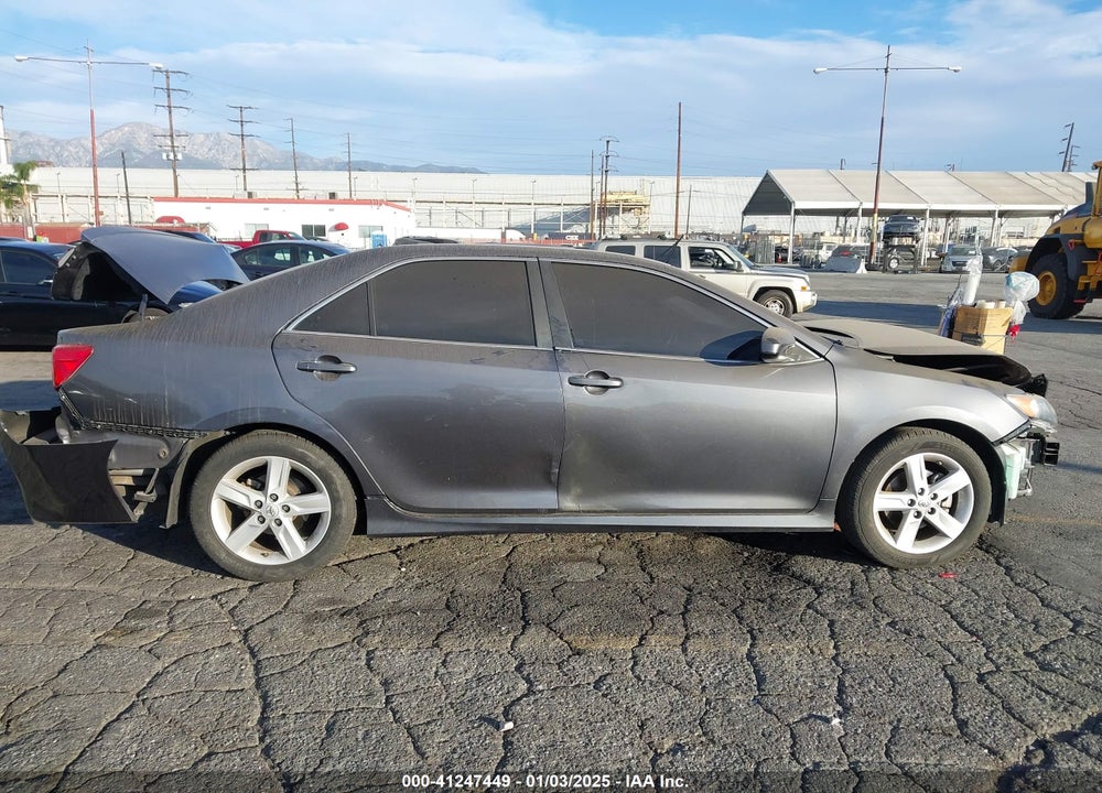 2014 TOYOTA CAMRY SE VIN: 4T1BF1FK7EU444834