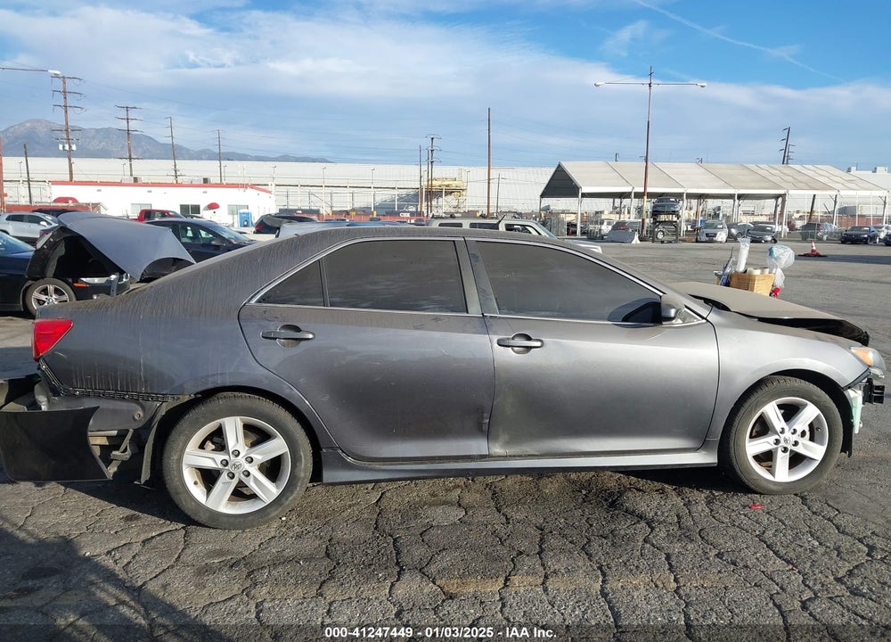 2014 TOYOTA CAMRY SE VIN: 4T1BF1FK7EU444834