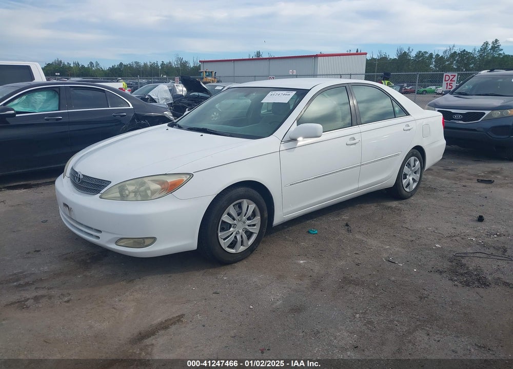 2003 TOYOTA CAMRY XLE VIN: 4T1BE32K53U170938