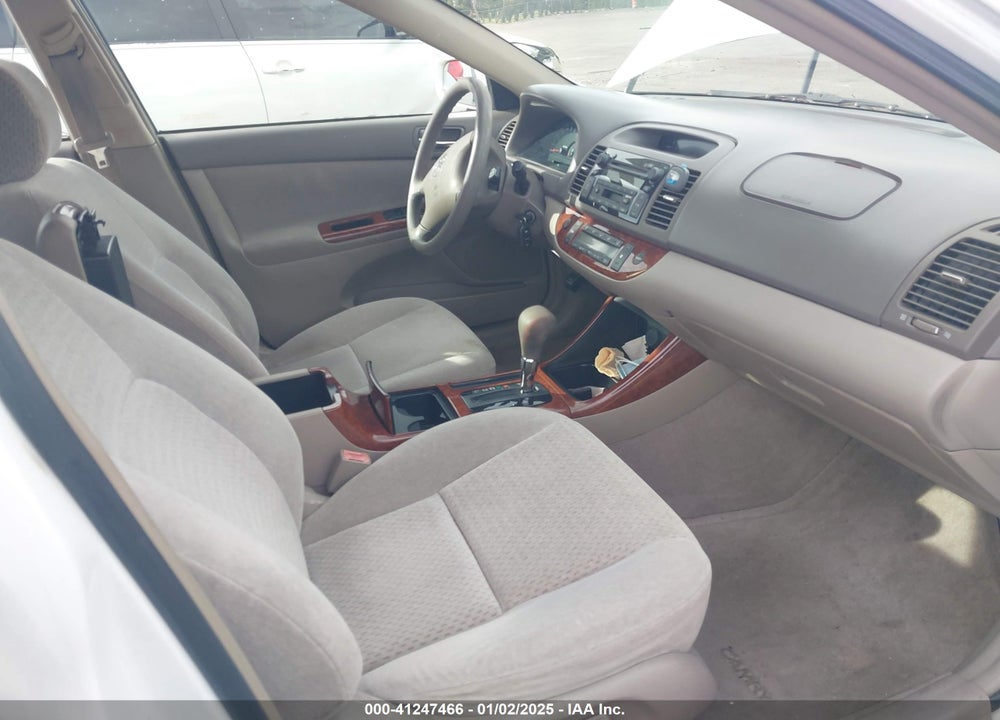2003 TOYOTA CAMRY XLE VIN: 4T1BE32K53U170938