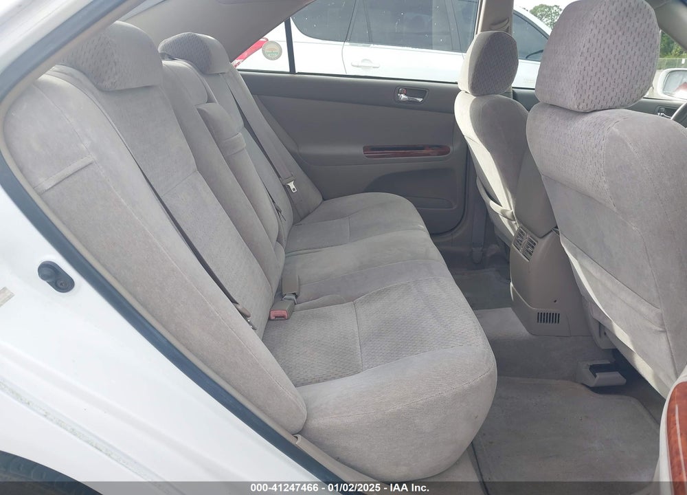 2003 TOYOTA CAMRY XLE VIN: 4T1BE32K53U170938