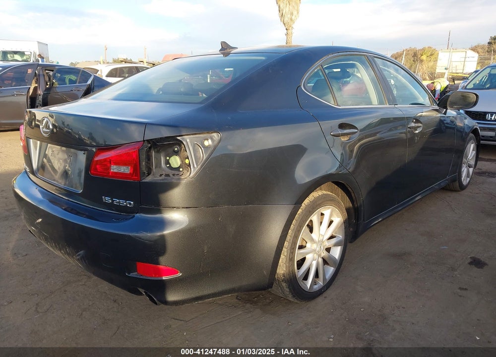 2008 LEXUS IS 250 VIN: JTHBK262585064782