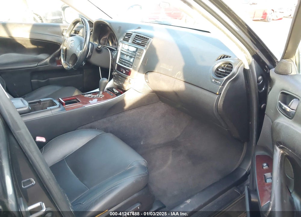 2008 LEXUS IS 250 VIN: JTHBK262585064782