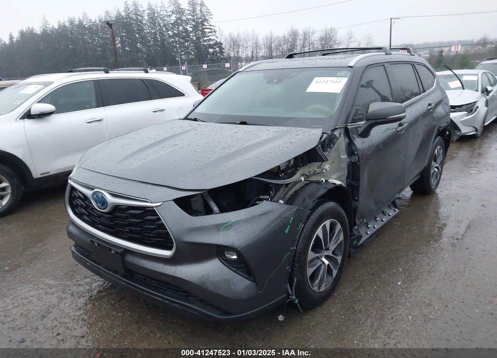 2023 TOYOTA HIGHLANDER HYBRID XLE VIN: 5TDKBRCH3PS579565