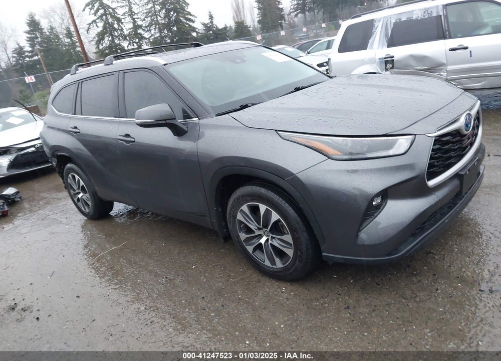 2023 TOYOTA HIGHLANDER HYBRID XLE VIN: 5TDKBRCH3PS579565