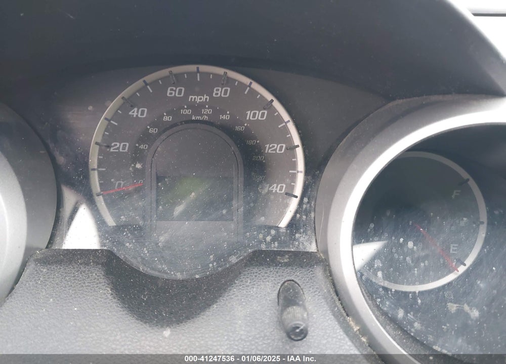 2013 HONDA FIT VIN: JHMGE8H31DC081283