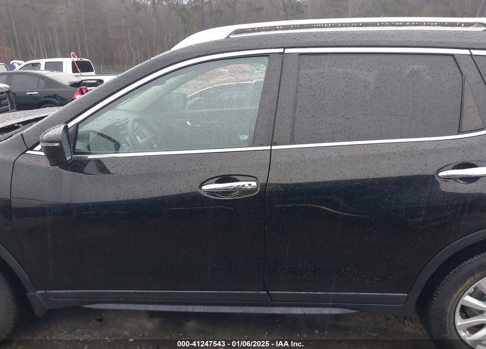 2017 NISSAN ROGUE SV VIN: 5N1AT2MV2HC843765