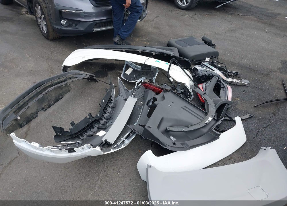 2023 CHEVROLET BOLT EV FWD 1LT VIN: 1G1FW6S0XP4205359