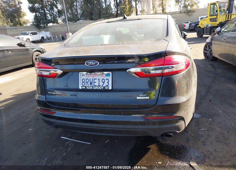 2020 FORD FUSION SE VIN: 3FA6P0HD0LR113227