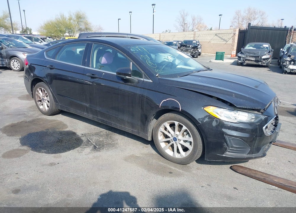 2020 FORD FUSION SE VIN: 3FA6P0HD0LR113227