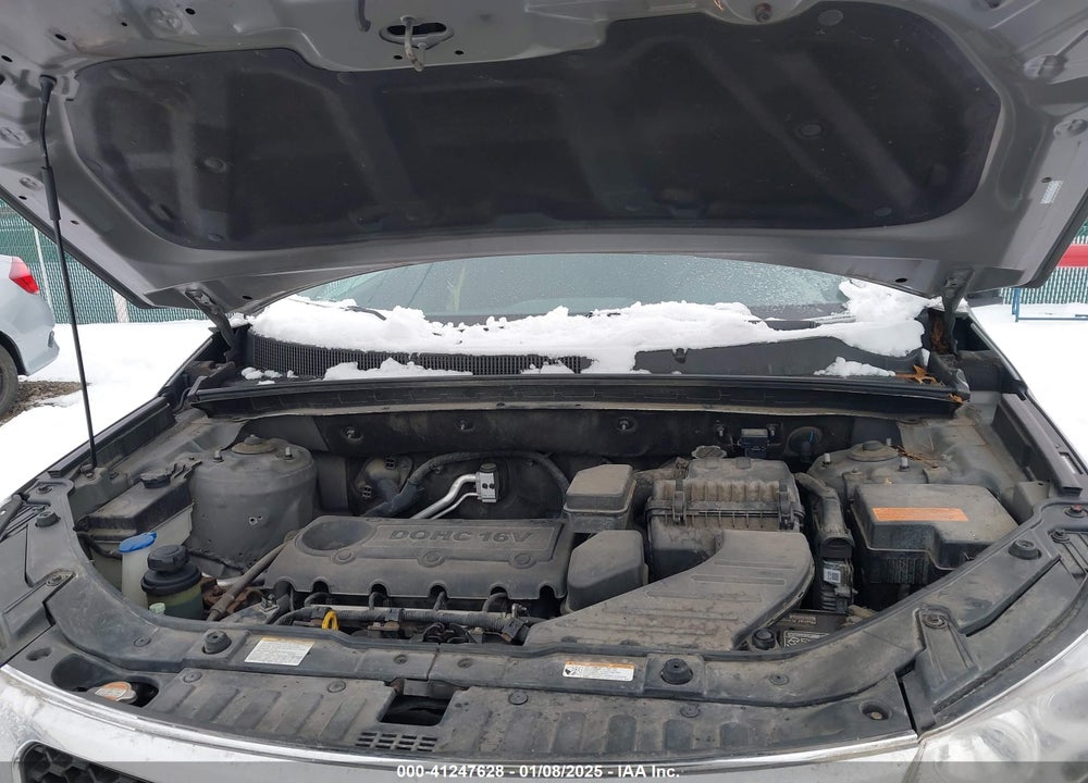 2011 KIA SORENTO LX VIN: 5XYKT3A1XBG078355