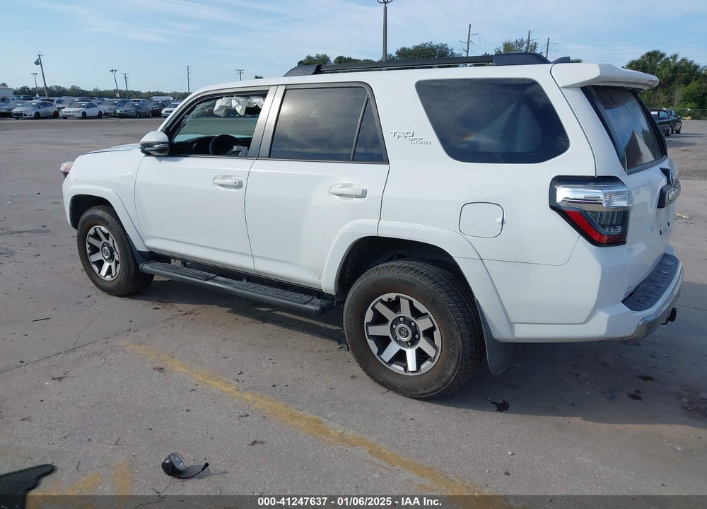 2019 TOYOTA 4RUNNER TRD OFF ROAD PREMIUM VIN: JTEBU5JR8K5614853
