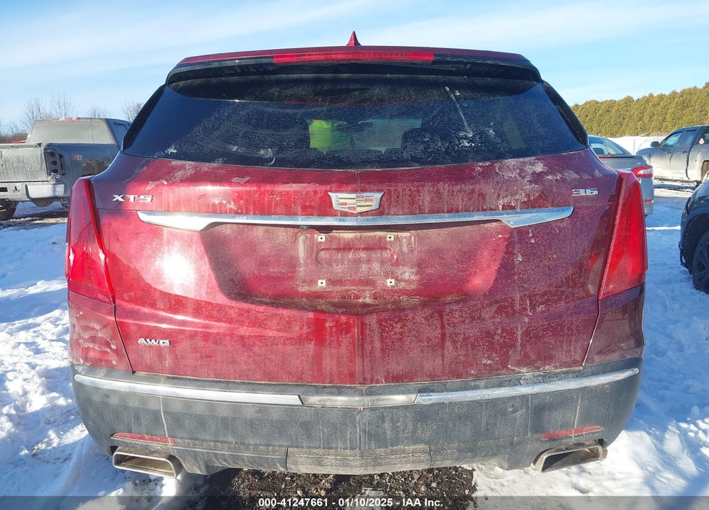 2017 CADILLAC XT5 LUXURY VIN: 1GYKNDRS8HZ118983