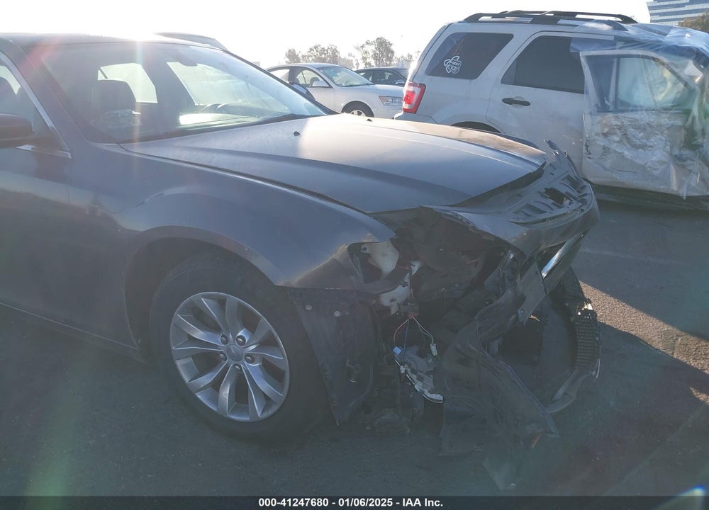 2015 CHRYSLER 300 VIN: 2C3CCAAG3FH864216