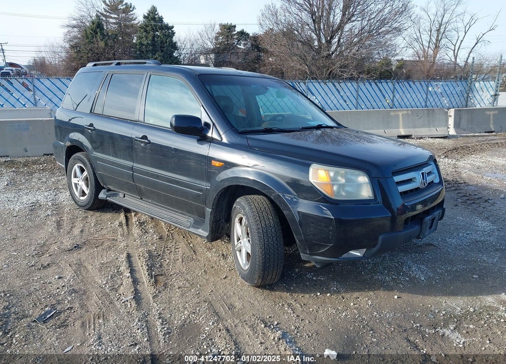 2006 HONDA PILOT EX-L VIN: 5FNYF18586B017405