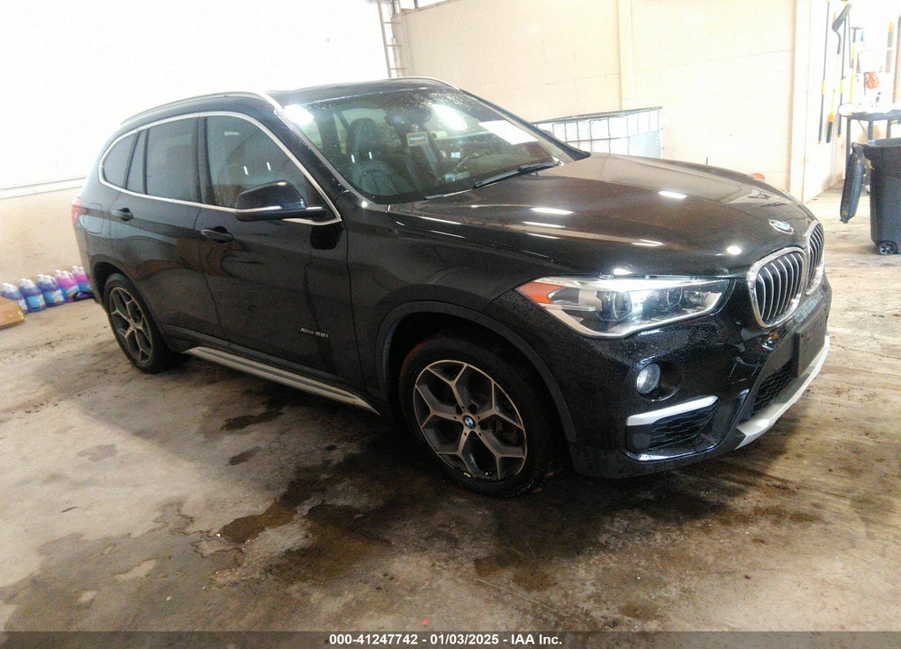 2017 BMW X1 XDRIVE28I VIN: WBXHT3Z35H4A54087