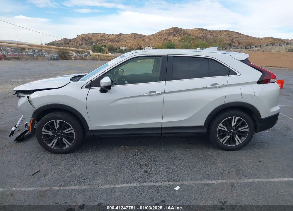 2024 MITSUBISHI ECLIPSE CROSS SE S-AWC/SEL S-AWC VIN: JA4ATWAA3RZ007629