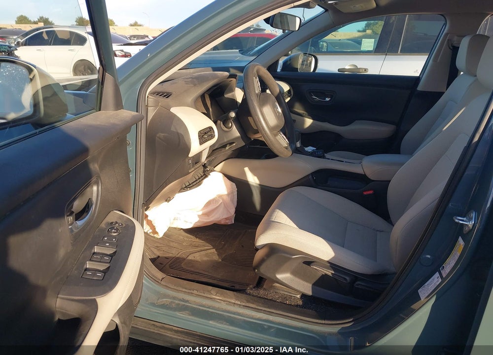 2023 HONDA HR-V 2WD LX VIN: 3CZRZ1H37PM716185