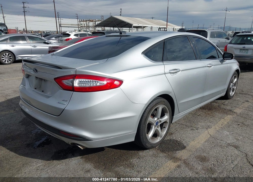 2016 FORD FUSION SE VIN: 3FA6P0HD9GR124815
