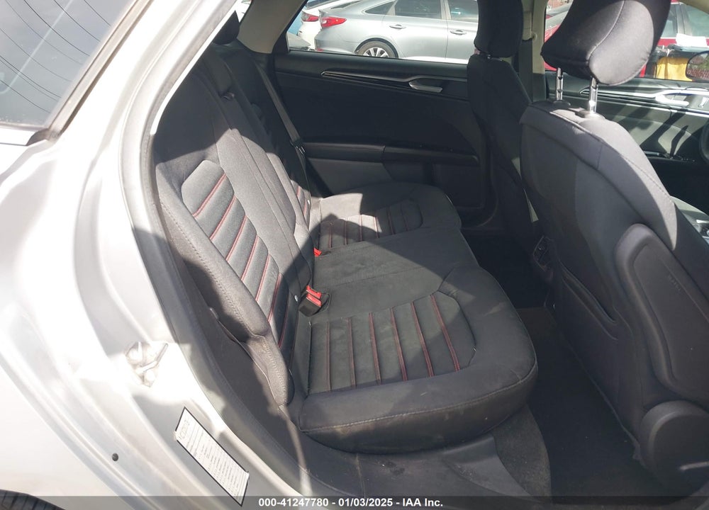 2016 FORD FUSION SE VIN: 3FA6P0HD9GR124815
