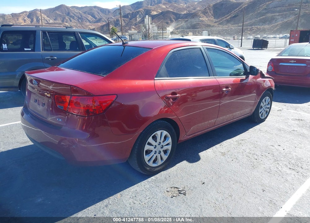 2011 KIA FORTE EX VIN: KNAFU4A20B5448392