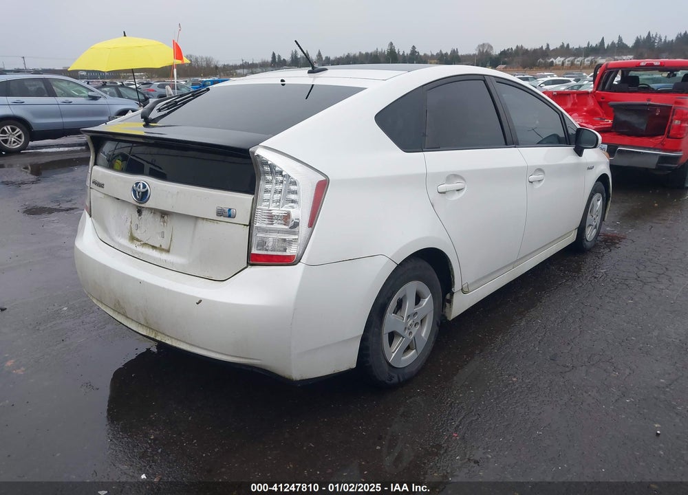 2011 TOYOTA PRIUS THREE VIN: JTDKN3DU6B0253836