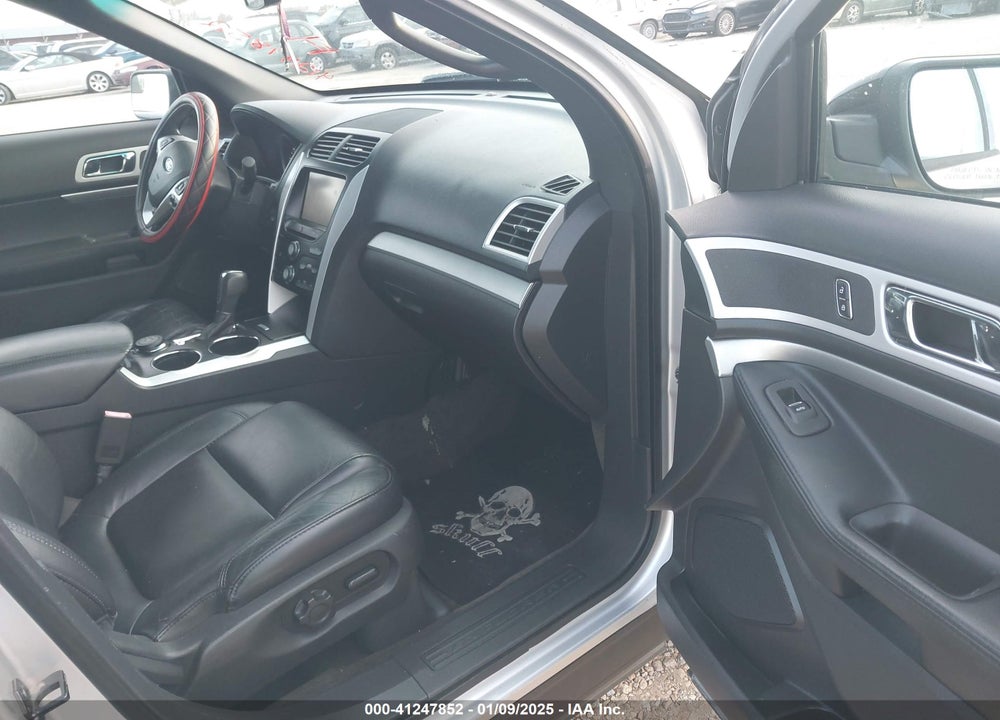 2013 FORD EXPLORER XLT VIN: 1FM5K8D89DGC86664