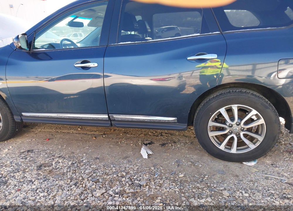 2013 NISSAN PATHFINDER SL VIN: 5N1AR2MM8DC663352