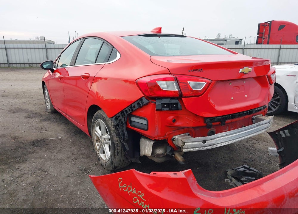 2018 CHEVROLET CRUZE LT AUTO VIN: 1G1BE5SM7J7156674