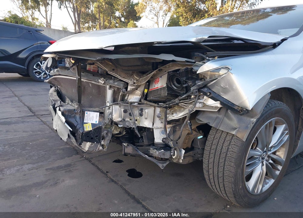 2015 TOYOTA CAMRY SE VIN: 4T1BF1FK7FU012147