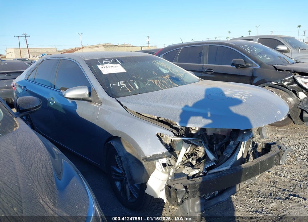 2015 TOYOTA CAMRY SE VIN: 4T1BF1FK7FU012147