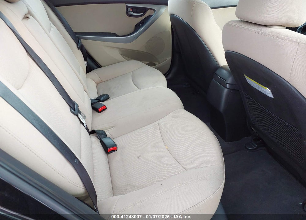 2015 HYUNDAI ELANTRA SE VIN: 5NPDH4AE8FH577933
