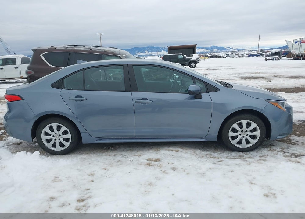2022 TOYOTA COROLLA LE VIN: 5YFEPMAE7NP342920