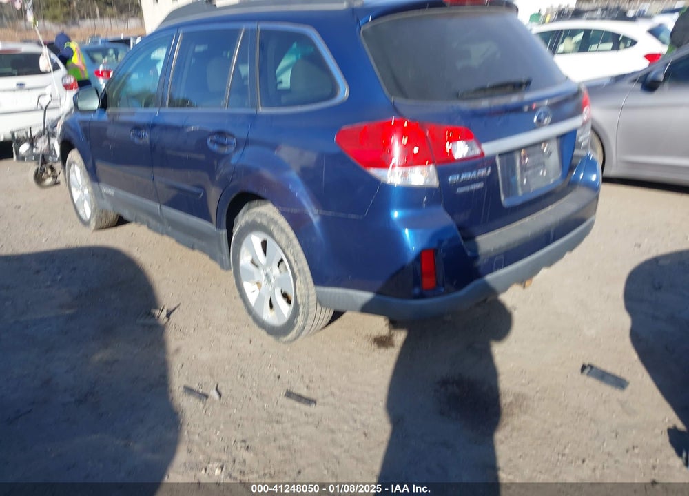 2010 SUBARU OUTBACK 2.5I PREMIUM VIN: 4S4BRBCC3A3324653