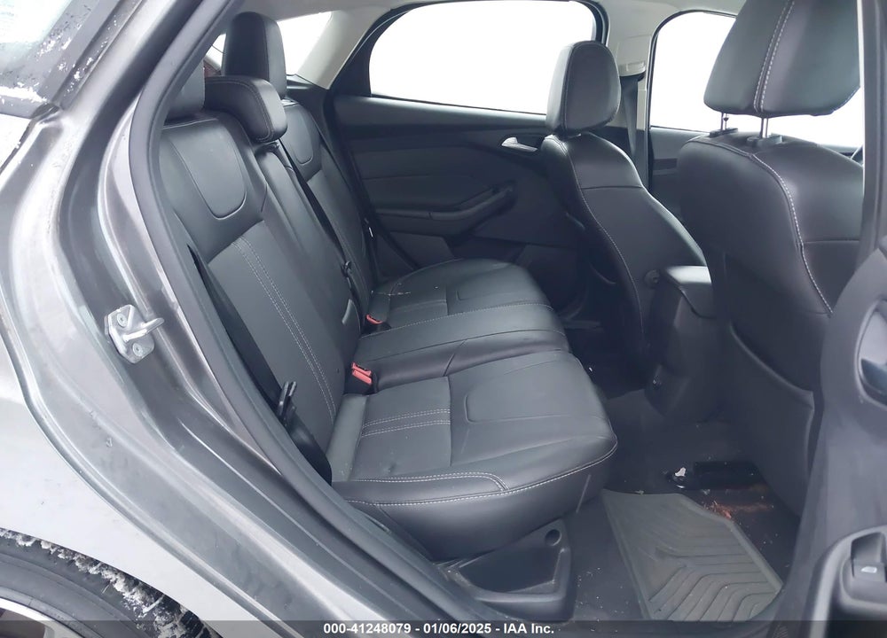 2014 FORD FOCUS SE VIN: 1FADP3K29EL251060