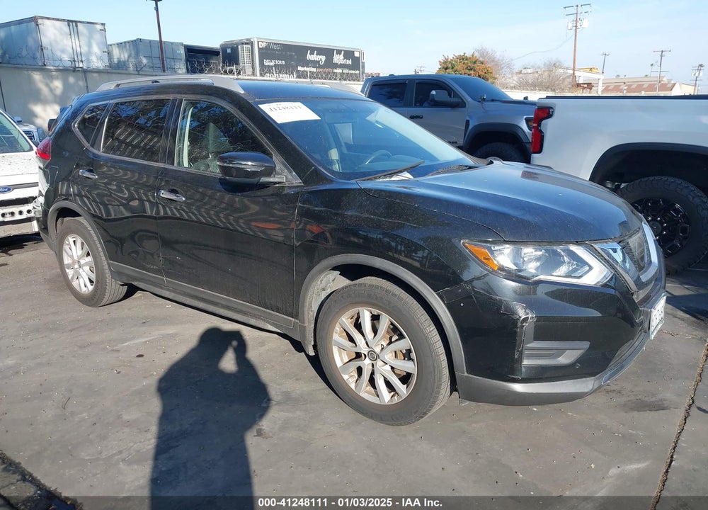 2017 NISSAN ROGUE SV VIN: KNMAT2MT0HP612326