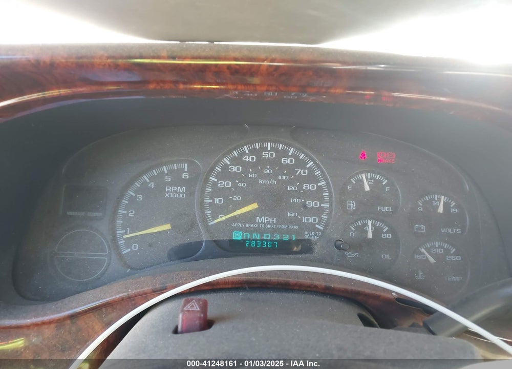2002 CHEVROLET SUBURBAN 1500 LS VIN: 3GNEC16T02G255404