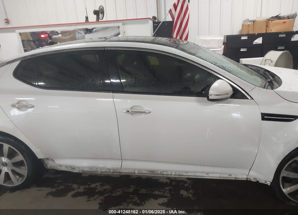 2012 KIA OPTIMA VIN: 5XXGR4A64CG016185