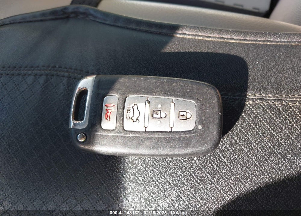 2012 KIA OPTIMA VIN: 5XXGR4A64CG016185