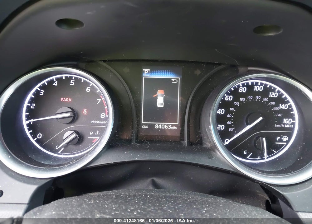 2018 TOYOTA CAMRY VIN: 4T1B11HK5JU582166