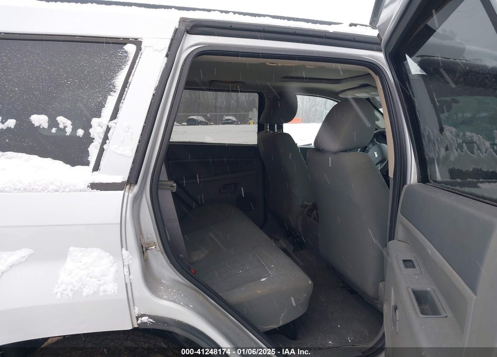 2005 JEEP GRAND CHEROKEE LAREDO VIN: 1J4GR48K65C501623