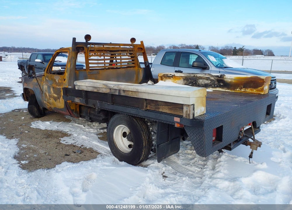 1986 CHEVROLET C30 VIN: 1GBHC34W4GS149802