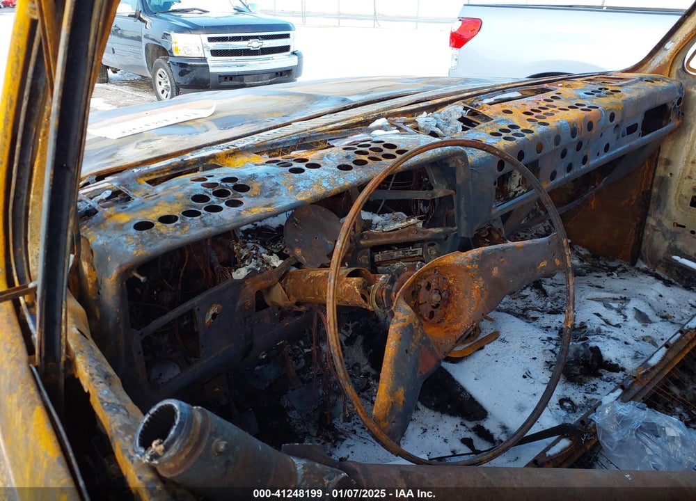 1986 CHEVROLET C30 VIN: 1GBHC34W4GS149802