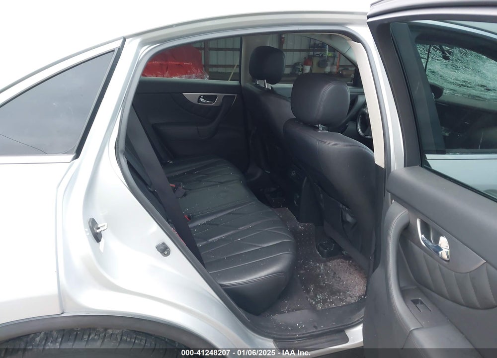 2009 INFINITI FX35 VIN: JNRAS18U49M103570