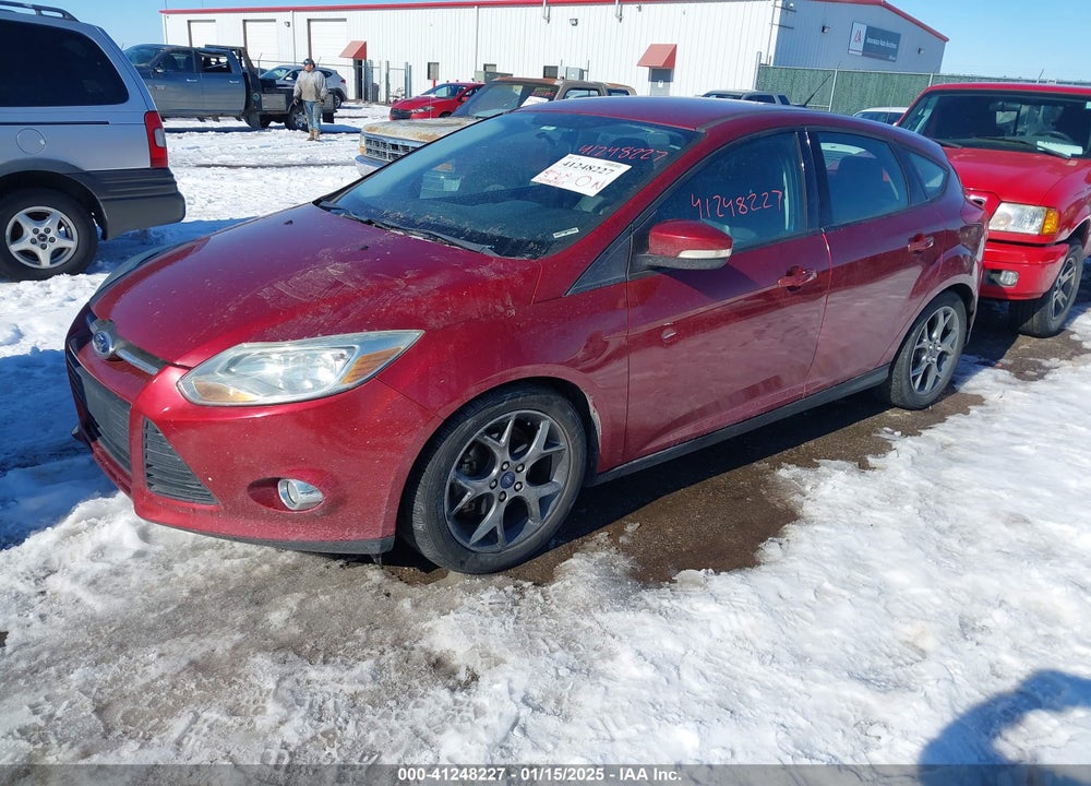 2014 FORD FOCUS SE VIN: 1FADP3K29EL213036