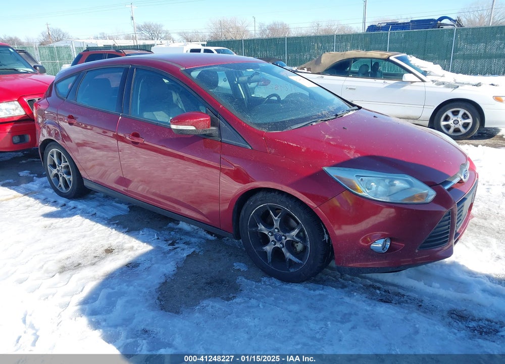 2014 FORD FOCUS SE VIN: 1FADP3K29EL213036