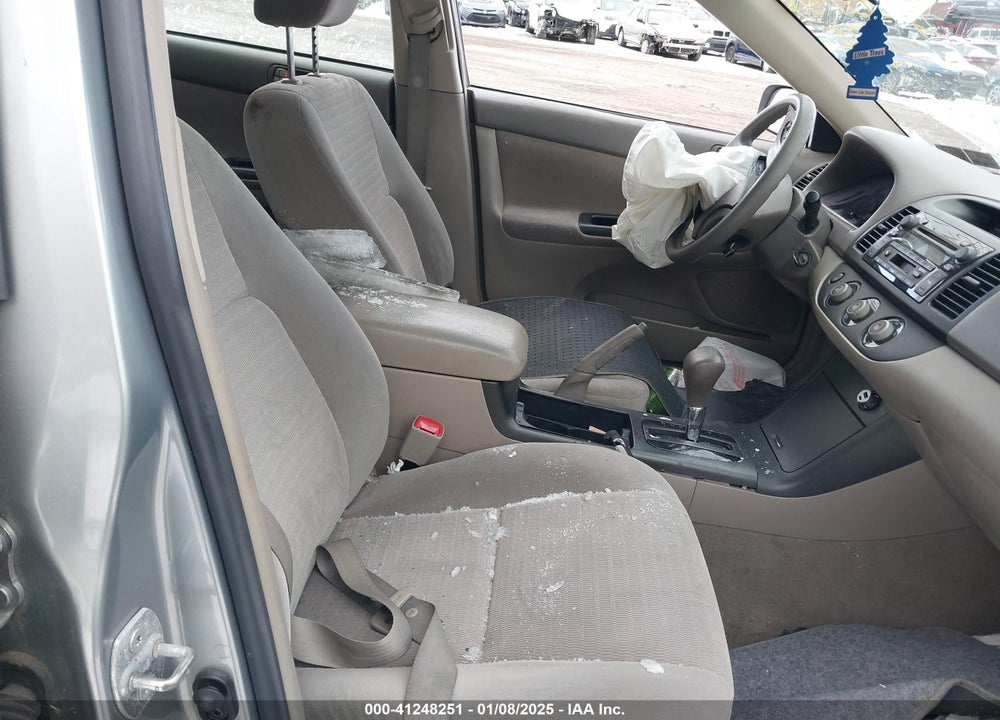 2005 TOYOTA CAMRY LE VIN: 4T1BE32K35U581371