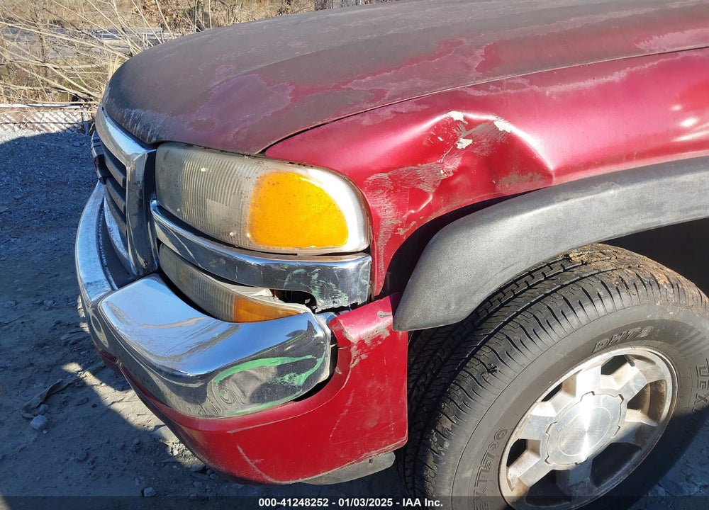 2005 GMC SIERRA 1500 SLE VIN: 2GTEK13T651186652