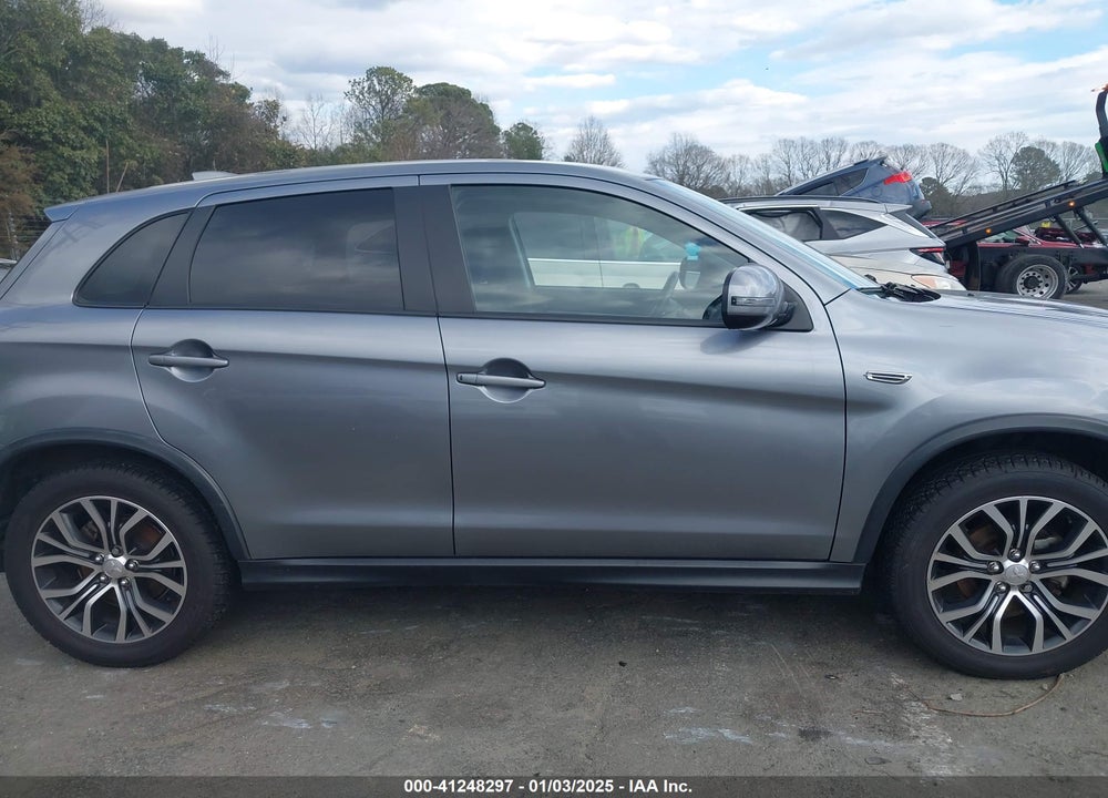 2017 MITSUBISHI OUTLANDER SPORT 2.4 SE VIN: JA4AP3AW8HZ064826